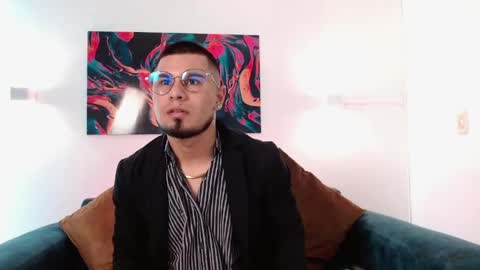Snapshot of dominikvega chatting on 05.27.26 Dominik online show from 05.27.26