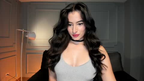 Snapshot of dominiquevega_ chatting on 01.13.25 Dominique online show from 01.13.25