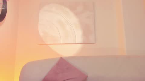 Snapshot of dominiquevega_ chatting on 03.12.25 Dominique online show from 03.12.25