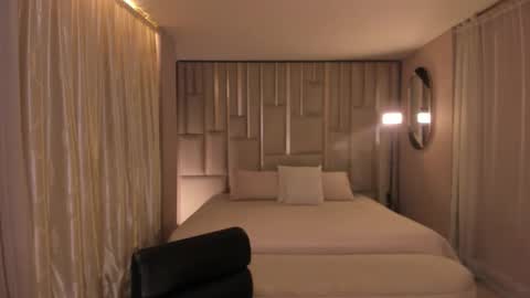 Snapshot of dominiquevega_ chatting on 09.27.25 Dominique online show from 09.27.25