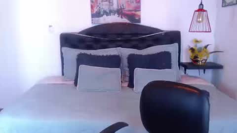  D O M I N K  online show from 09.10.25