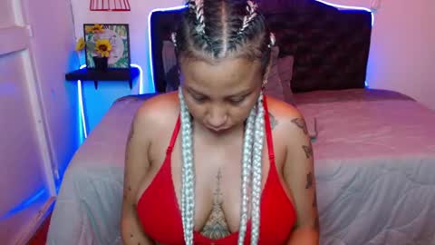  D O M I N K  online show from 11.18.25