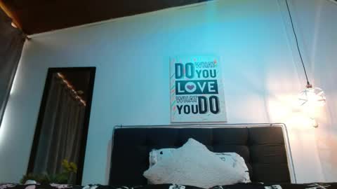  D O M I N K  online show from 04.09.26