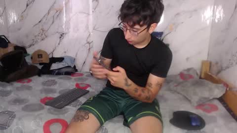 Snapshot of dominus_kane chatting on 02.14.26 dominus_kane online show from 02.14.26