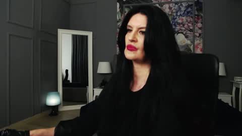Snapshot of dommelisa chatting on 01.09.25 Dom Melisa online show from 01.09.25