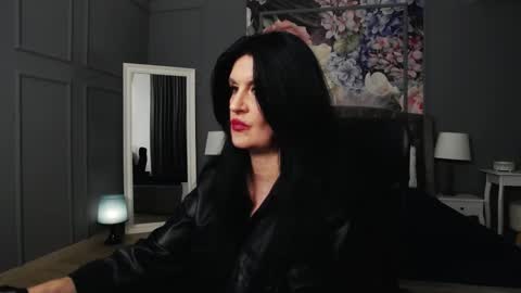 Snapshot of dommelisa chatting on 03.12.25 Dom Melisa online show from 03.12.25