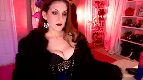 Snapshot of dommetomorrow chatting on 12.28.24 DommeTomorrow online show from 12.28.24