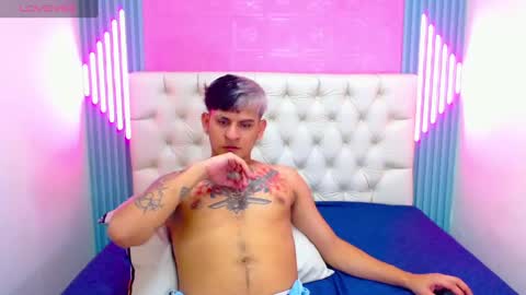 DONA Y CARL online show from 12.15.24