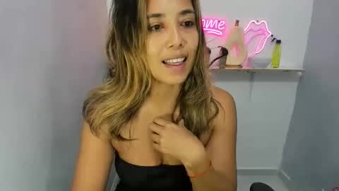 dona_tella online show from 05.24.26