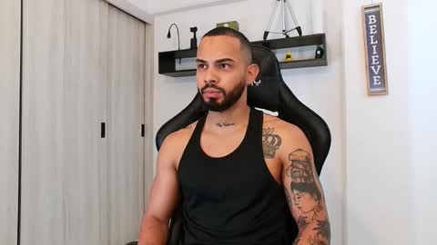 Snapshot of donn_cruz chatting on 11.17.25 Victor online show from 11.17.25