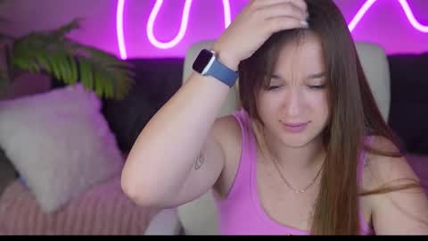 Snapshot of donnalust chatting on 09.18.25 DONNA online show from 09.18.25