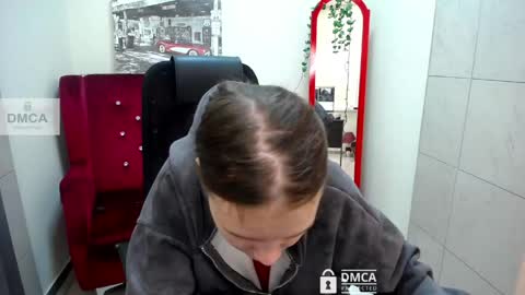 Snapshot of donnasia chatting on 04.27.26 Sia online show from 04.27.26