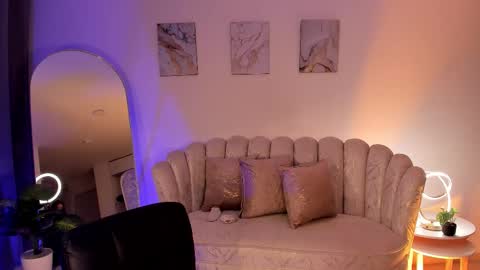 Snapshot of donnastonne chatting on 02.24.26 Donna Stonne online show from 02.24.26