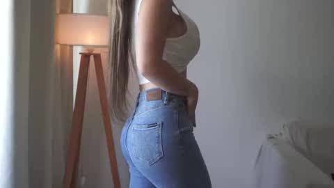 Donatella online show from 10.30.25