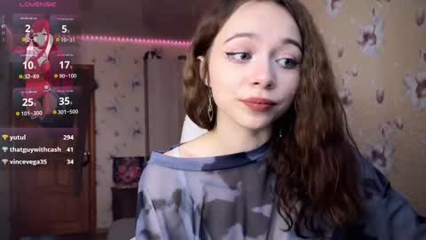 Nicole online show from 02.10.25