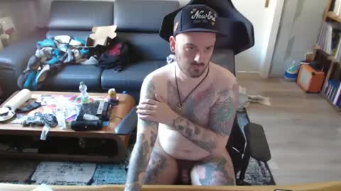 doomsy_minatozaki online show from 01.17.25