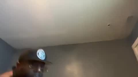 Snapshot of doon6666 chatting on 12.14.25 doon6666 online show from 12.14.25