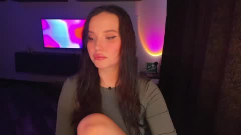 Dora Charmer online show from 04.07.26