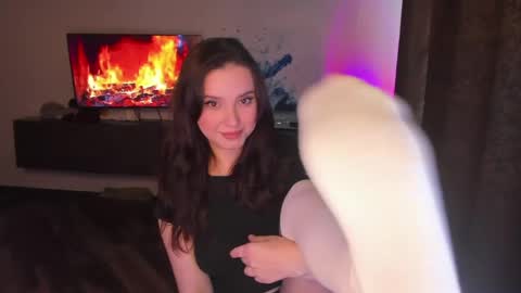 Dora Charmer online show from 06.02.26