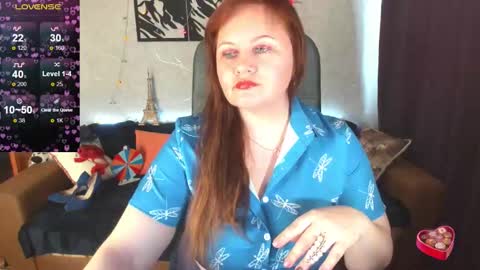 Snapshot of doraross chatting on 02.13.26 Dora online show from 02.13.26