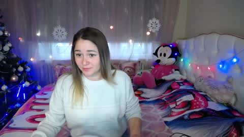 Snapshot of dorasuun chatting on 12.04.24 dorasuun online show from 12.04.24