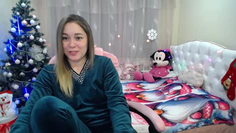 Snapshot of dorasuun chatting on 12.05.24 dorasuun online show from 12.05.24