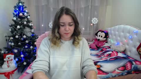 Snapshot of dorasuun chatting on 12.11.24 dorasuun online show from 12.11.24