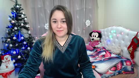 Snapshot of dorasuun chatting on 01.14.25 dorasuun online show from 01.14.25