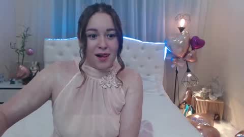 Snapshot of dorasuun chatting on 02.23.25 dorasuun online show from 02.23.25