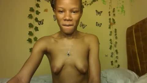pretty petite online show from 09.13.25