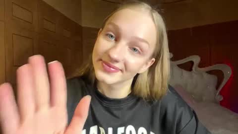 Anika online show from 03.25.26