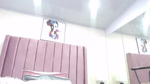 Anny online show from 10.21.25