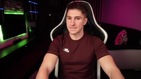 Dorian Reyes online show from 12.25.24