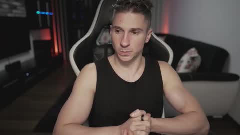 Dorian Reyes online show from 11.21.25