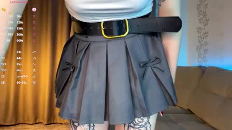 Snapshot of dorielathern chatting on 02.19.26 Dori online show from 02.19.26