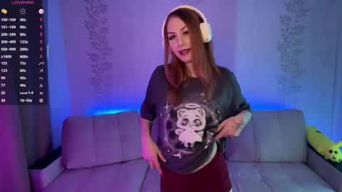 Snapshot of dorielathern chatting on 02.28.26 Dori online show from 02.28.26