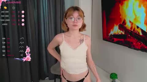 Snapshot of doriscortez chatting on 03.18.26 Emma online show from 03.18.26