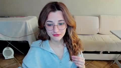 Snapshot of dorotty_ chatting on 05.25.26 Your Dorotty online show from 05.25.26