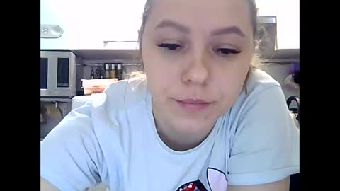 Snapshot of dorrie_ann chatting on 12.10.24 Dorrie Ann online show from 12.10.24