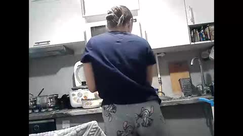 Snapshot of dorrie_ann chatting on 10.05.25 Dorrie Ann online show from 10.05.25