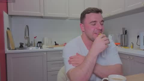 Sasha online show from 11.23.25