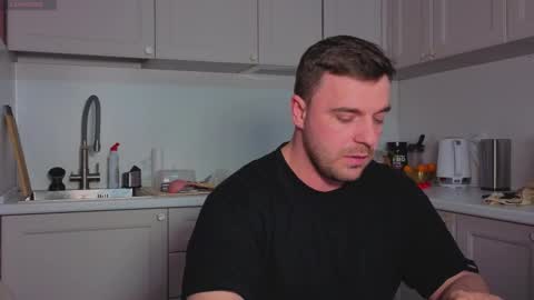 Sasha online show from 11.30.25