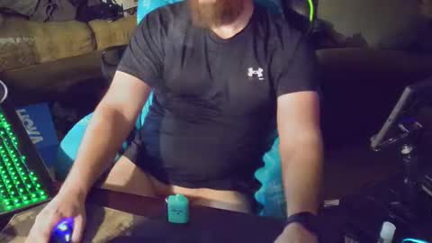 Snapshot of dotyoureyezez chatting on 12.21.24 DotYourEyezez online show from 12.21.24