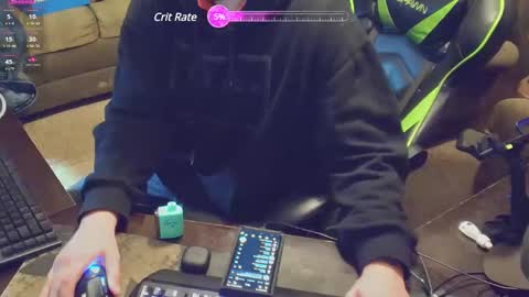 Snapshot of dotyoureyezez chatting on 12.24.24 DotYourEyezez online show from 12.24.24