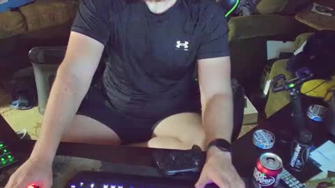 Snapshot of dotyoureyezez chatting on 02.04.25 DotYourEyezez online show from 02.04.25