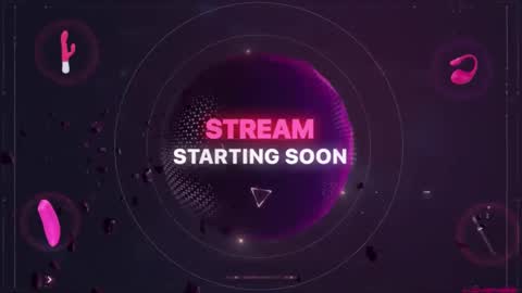 Snapshot of dotyoureyezez chatting on 02.15.25 DotYourEyezez online show from 02.15.25