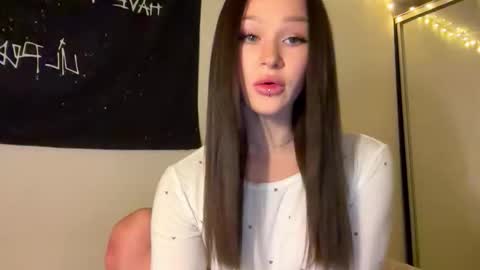 MOLLYYYY dont forget to give me a thumb up online show from 11.03.25