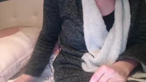Douce Elsa online show from 01.02.25