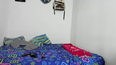 Snapshot of douglas_gallegos chatting on 10.27.25 douglas_gallegos online show from 10.27.25