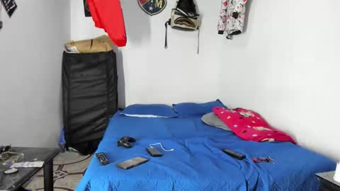 Snapshot of douglas_gallegos chatting on 02.17.26 douglas_gallegos online show from 02.17.26